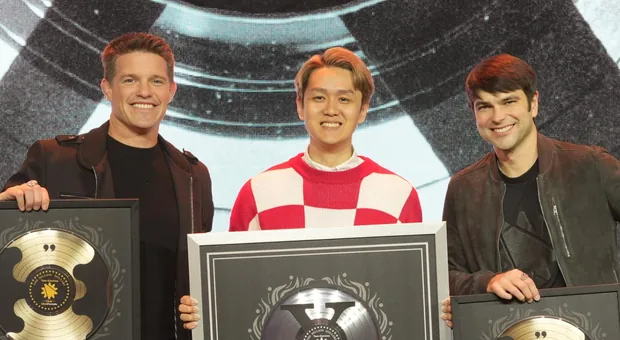 美国 2CCX Award